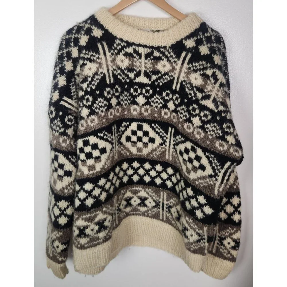 Shangrila Craft Men's Sz. XL Hand Knit Cream/Grey/Black Wool Heavy Sweater - Picture 1 of 5